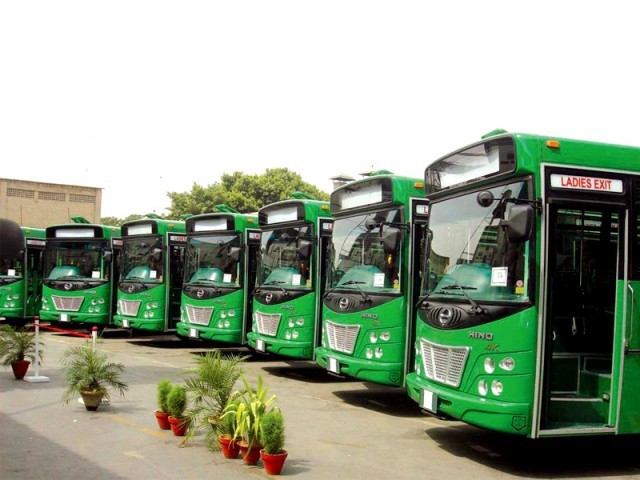 بلدیہ عظمیٰ کی عدم دلچسپی کے باعث سی این جی بسوں کی بحالی تاحال نہ ہوسکی