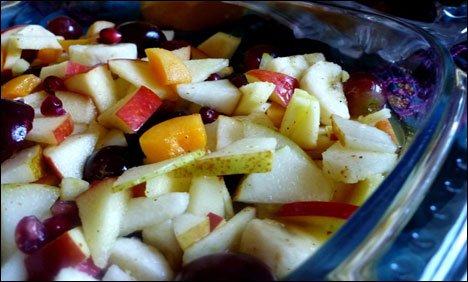 افطاری میں فروٹ چاٹ کے بغیر دسترخوان بے رونق