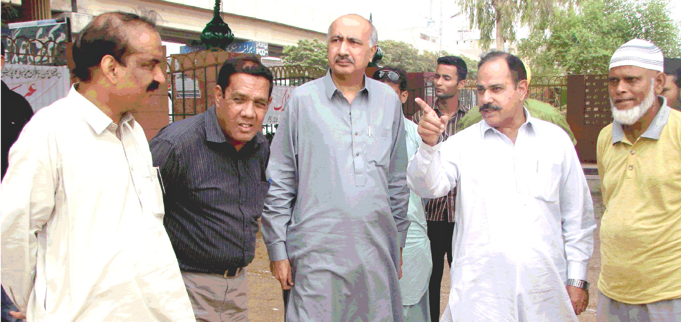 بلدیہ کورنگی کی جانب سے عید الفطر کے موقع پر نماز عید اور تعطیلات میں میونسپل سروسز کی فراہمی کے حوالے سے مثالی انتظامات