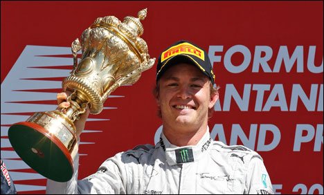 فارمولا ون ریس جرمن ڈرائیور نکو روز برگ نے جیت لی