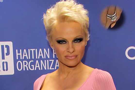 امریکی اداکارہ پامیلا اینڈرسن کی تیسرے شوہر سے بھی طلاق کی درخواست