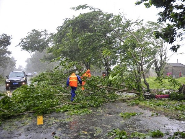 فلپائن میں تباہی مچانے والا سمندری طوفان چین کے ساحلی علاقوں سے ٹکرا گیا