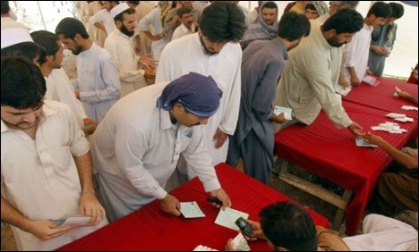 آج  تعطیل کے باعث پشاور میں آئی ڈی پیز کی رجسٹریشن نہیں ہوگی