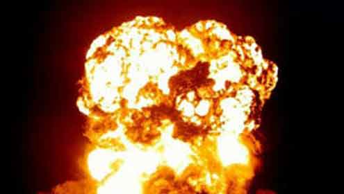 حمص مسجد پر  شامی فضائیہ کی بمباری  15 نمازی شہید