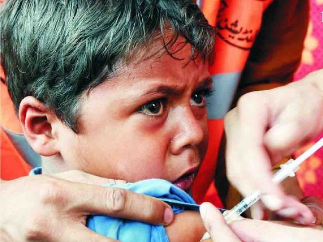 بچوں کے اسکول میں داخلے کیلیے ٹیکہ سرٹیفکیٹ لازمی قرار دینے کا فیصلہ