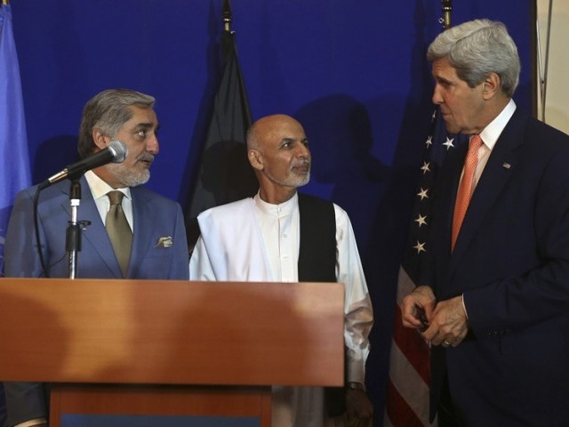 عبداللہ عبداللہ اور اشرف غنی کے درمیان متحدہ افغان حکومت کے قیام کا معاہدہ طے پا گیا