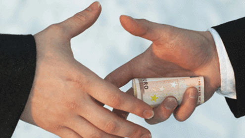 رشوت لینے پر پٹواری کیخلاف مقدمہ