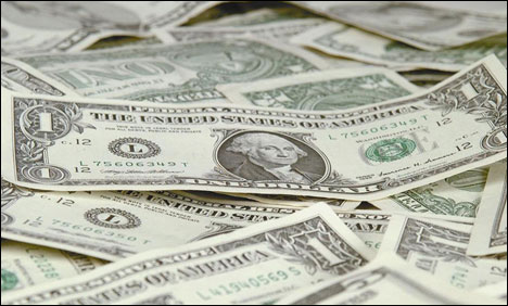 انٹر بینک میں ڈالر 103 روپے سے نیچے آگیا