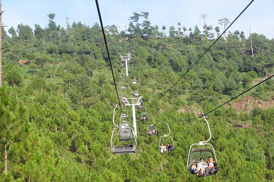 عید الفطر : مری میں ہوٹلوں کے کرایوں، پارکنگ فیس میں اضافہ