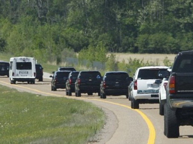 فرانس میں سعودی شہزادہ لٹ گیا، ڈاکو لاکھوں ڈالرز اور اہم دستاویزات لے اڑے