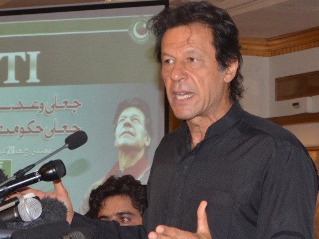 کارکن گرفتاریوں کی کوشش پر تھانوں کا گھیراؤکریں، عمران خان