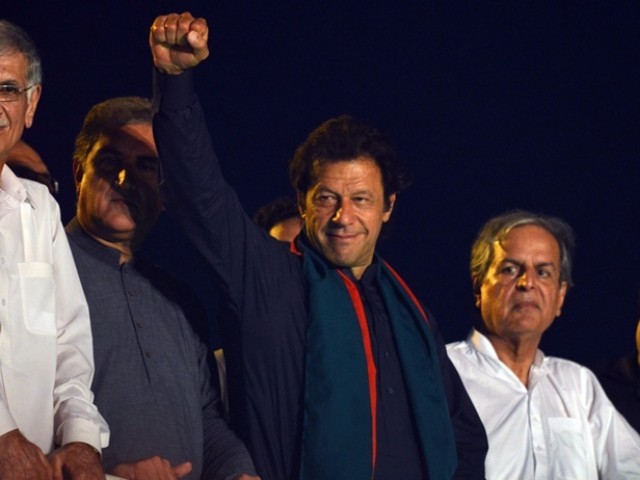 نواز شریف نے استعفی نہیں دیا تو وزیراعظم ہاؤس بھی آجاؤں گا، عمران خان