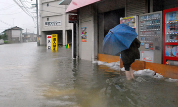 جاپان : سمندری طوفان سے ایک شخص ہلاک ، تینتالیس زخمی