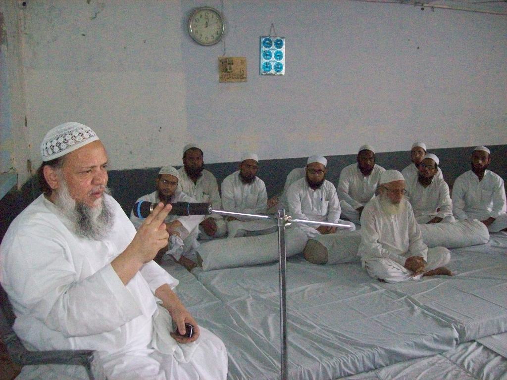 ادارہ حق ایجوکیشن اینڈ ریسرچ فاؤنڈیشن کے تعلیمی سال کے آغاز پر ایک دعائیہ تقریب کا انعقاد ہوا