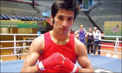 کامن ویلتھ گیمز: پاکستانی باکسر محمد وسیم فائنل میں پہنچ گئے