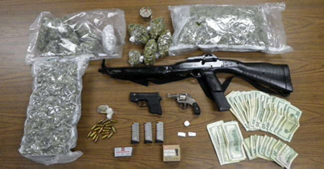 پولیس کی کارروائیاں، 14 ملزم گرفتار، اسلحہ و منشیات برآمد