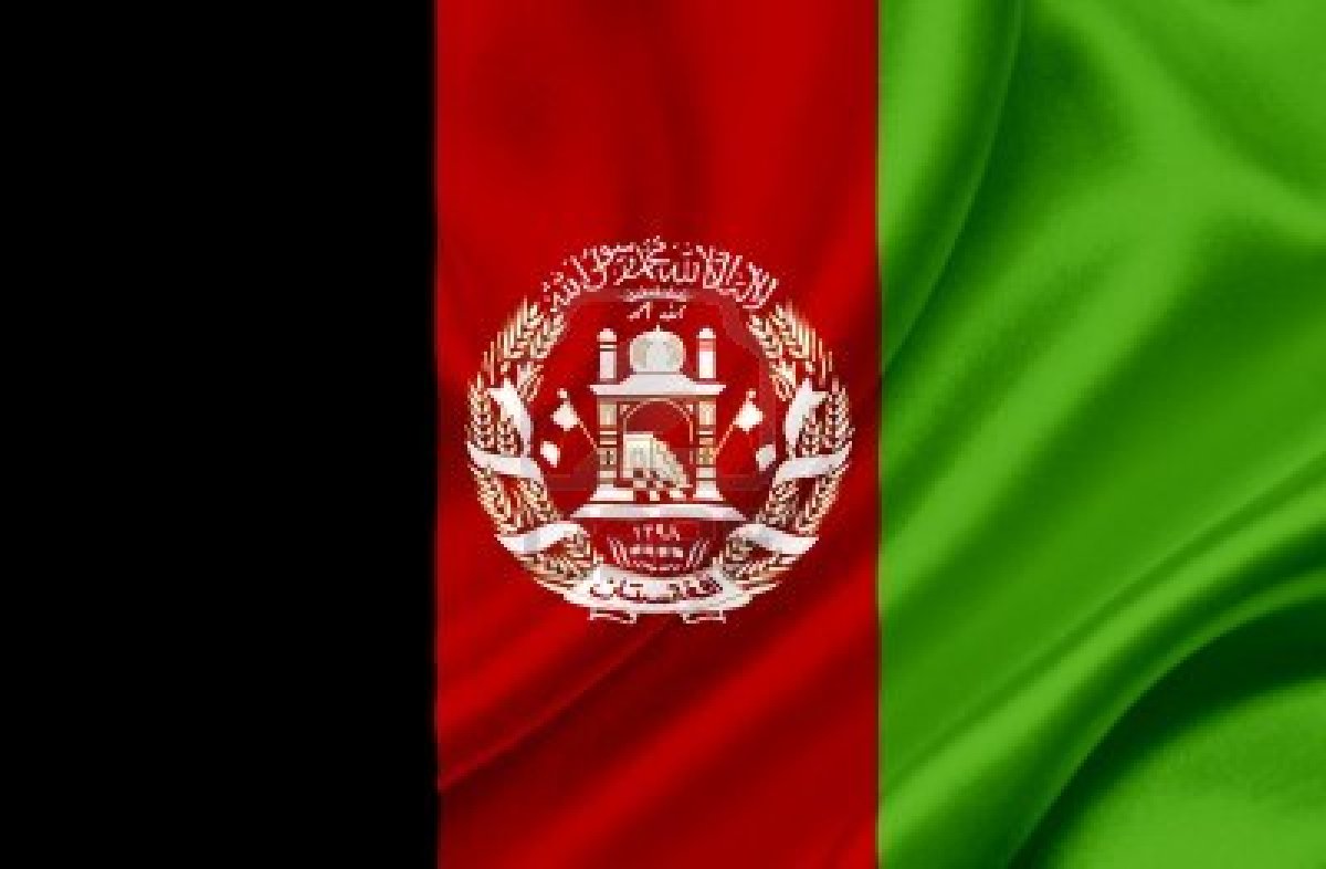 افغانستان میں فوجی گاڑی پر بم حملے میں ایک شخص زخمی