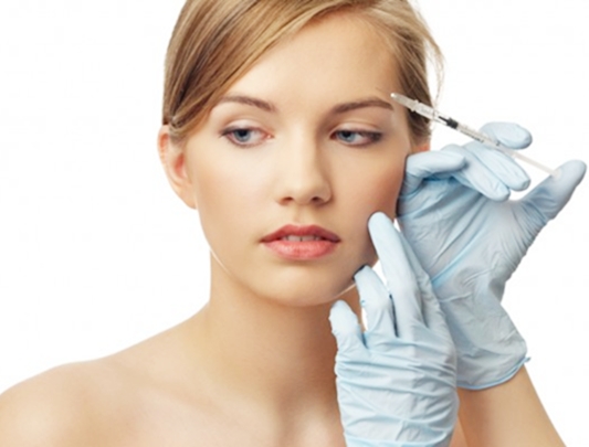 بوٹوکس انجکشن : عارضی فائدہ ، مگرجذباتی نشو و نما رک سکتی ہے