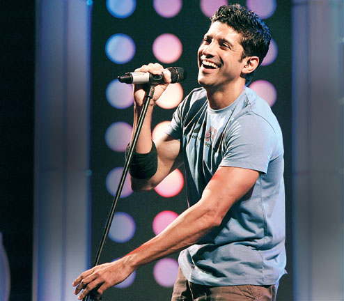 فرحان اختر نے بھارتی خواتین کے حقوق کے لیے گانا تیار کر لیا