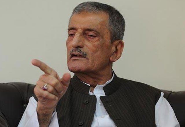 عمران خان چور دروازے سے کبھی وزیراعظم نہیں بن سکتے: غلام احمد بلور