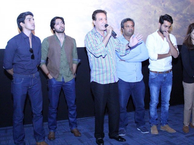 فلم ’نامعلوم افراد‘ کا پریمیئر شو، عوام حوصلہ افزائی کریں، جاوید شیخ