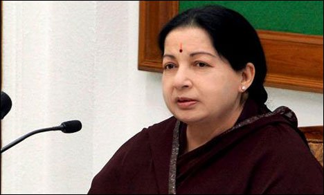 بھارت: تامل ناڈو کی وزیر اعلیٰ جے للیتا کو کرپشن کیس میں سزا