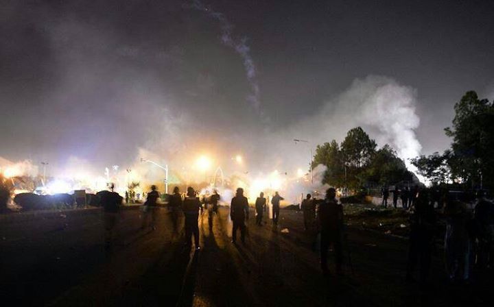 غزوہ  ریڈ زون ۔ اَنا اور اقتدار کی جنگ ۔”