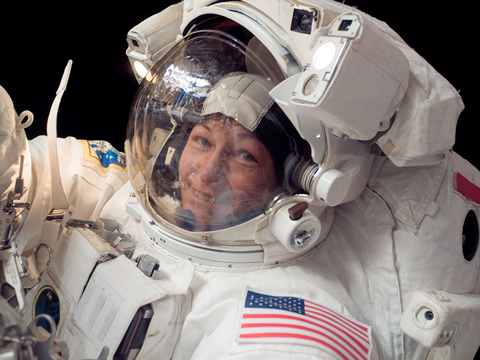 خاتون خلا باز، بین الاقوامی خلائی اسٹیشن کیلئے روانہ