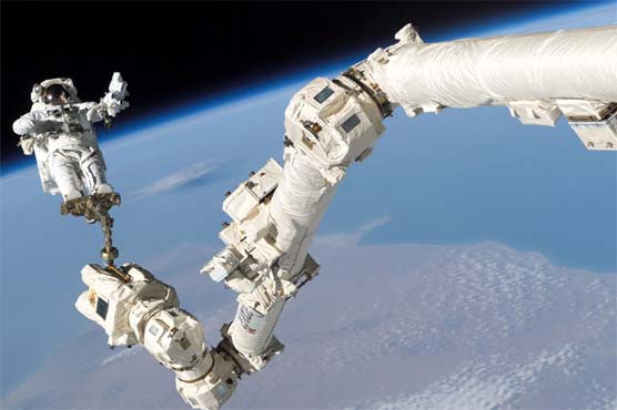 خلائی آمدورفت ، ناسا کا روس پر انحصار ختم کرنے کا فیصلہ