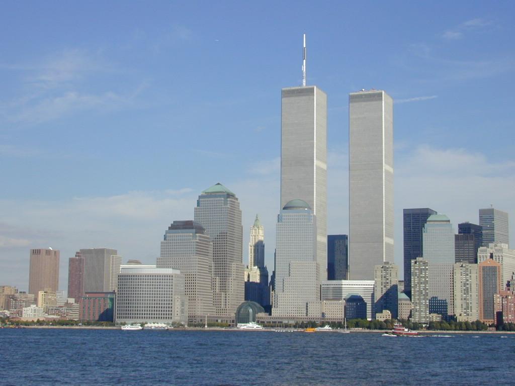 کوئی امریکی نیوورلڈ آرڈر کی قبر تو دکھائے