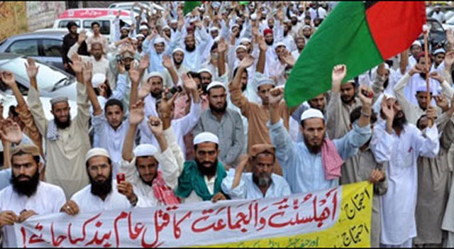 کراچی : اہلسنت والجماعت کا دھرنا، متبادل راستے اختیار کرنے کی ہدایت