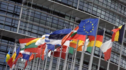 قتل و غارت جاری، امریکہ اور اتحادیوں کی لیبیا میں‌ جنگ بندی کی اپیل