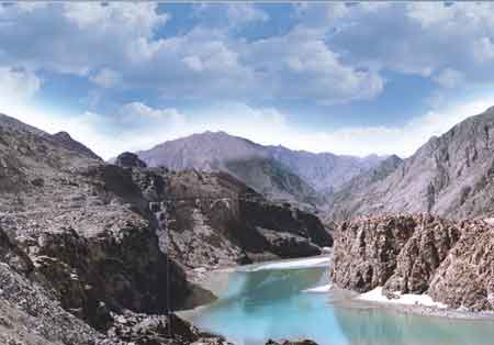 بھارت نے امریکہ کو دیامیر بھاشا ڈیم میں سرمایہ کاری سے روکنے کی کوششیں شروع کر دیں