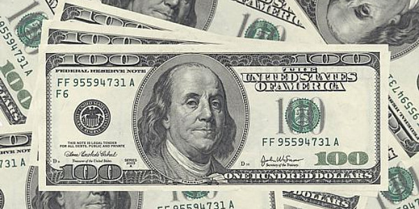 انٹربینک میں ڈالر کی قدر ایک بار پھر 103 روپے سے تجاوز