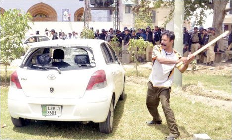 گلو بٹ کو انسداد دہشت گردی کی خصوصی عدالت میں پیش کردیا گیا