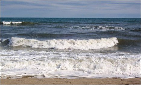 طوفان سے ساحلی علاقو ں میں بارش کا امکان ہے، چیف میٹرولوجسٹ