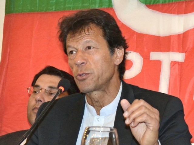 میں کہیں نہیں جانے والا، یہیں بیٹھا رہوں گا، عمران خان