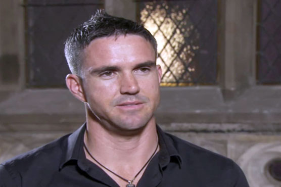 برطانوی کرکٹر کیون پیٹرسن نے اپنی سوانح عمری جاری کر دی