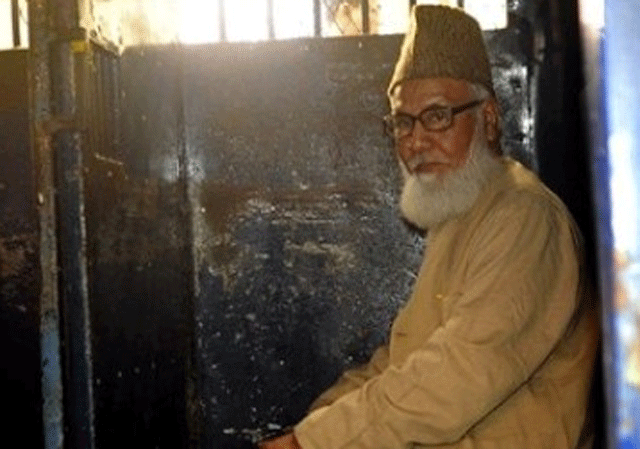 امیر جماعت اسلامی کو سزائے موت بنگلہ دیش میں فسادات شدت اختیار کر گئے، جھڑپیں، متعدد زخمی