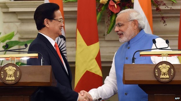 Nguyen Tan Dung And Narendra Modi