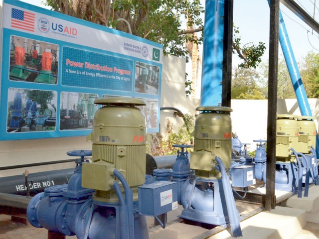 گھارو پمپنگ ہاؤس پر بجلی کی بندش سے نصف شہر کو فراہمی آب متاثر