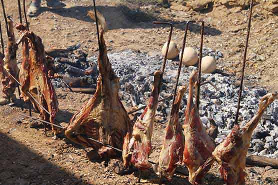 بلوچستان کے روایتی کھانوں میں سجی کا منفرد مقام