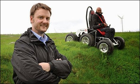 چھ پہیوں والی منفرد وہیل چیئر