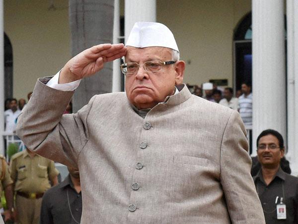 گائے ذبح کرنے والوں کو بھارت میں رہنے کا کوئی حق نہیں، گورنر عزیز قریشی