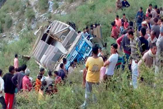 بھارت: بس کھائی میں گرنے سے 14 افراد ہلاک، 11 زخمی