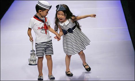 فیشن کی دنیا میں چین کے گڈو، ببلو اور گڑیا کا راج