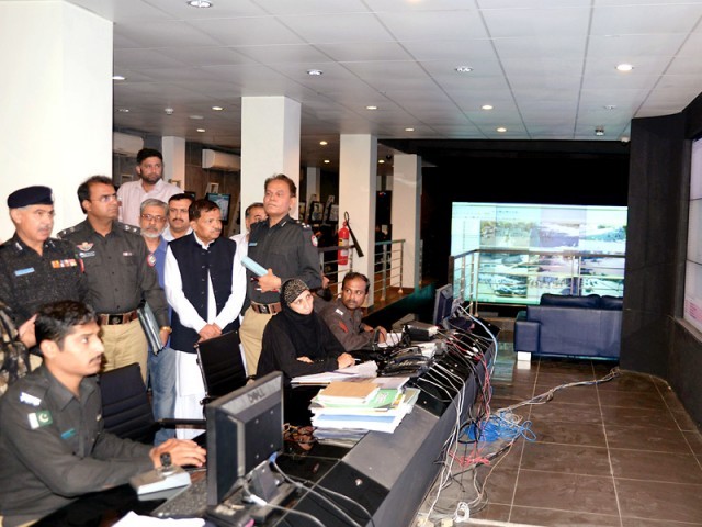 یوم عاشورہ، حساس مقامات پر 25 ہزار پولیس اہلکار تعینات