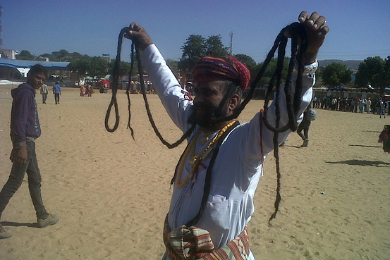 بھارتی ریاست راجستھان میں لمبی مونچھوں کا مقابلہ