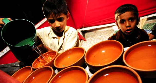 محرم، فلاحی تنظیموں نے سبیلیں لگائیں