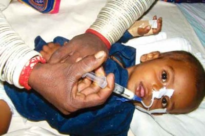 تھر : رواں ماہ غذائی قلت سے جاں بحق بچوں کی تعداد 98 ہو گئی